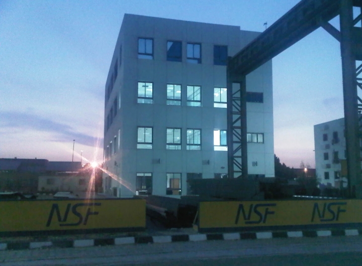 مصر: اتفاقية لنقل 400 عامل من (الوطنية للصناعات الحديدية) بأكتوبر لمصنعها بالسخنة وصرف 30%علي الراتب