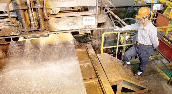 عالميه : الفولاذ الصيني يضعف أسواق العالم رغم أنف بكين
