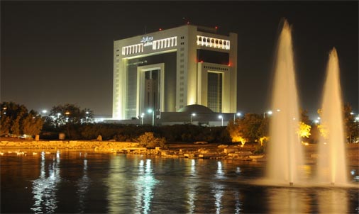 السعودية:(سابك):نظرة على(المملكة)أكبراقتصاد بالشرق الأوسط وشمال أفريقيا ورسم الطلب المتوقع للصلب2025