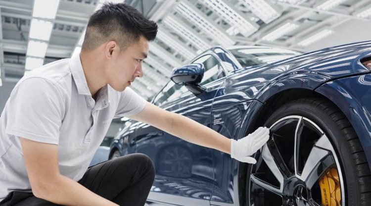 اقتصاد: السيارات تقود الصادرات الكورية الجنوبية إلى النمو لأول مرة منذ 7 أشهر