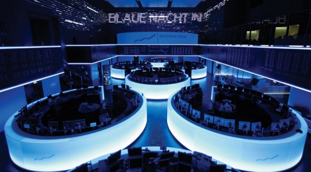 عالمية: أسهم أوروبا تغلق مرتفعة بفعل تأجيل الرسوم الأمريكية وصعود أسهم قطاع السيارات