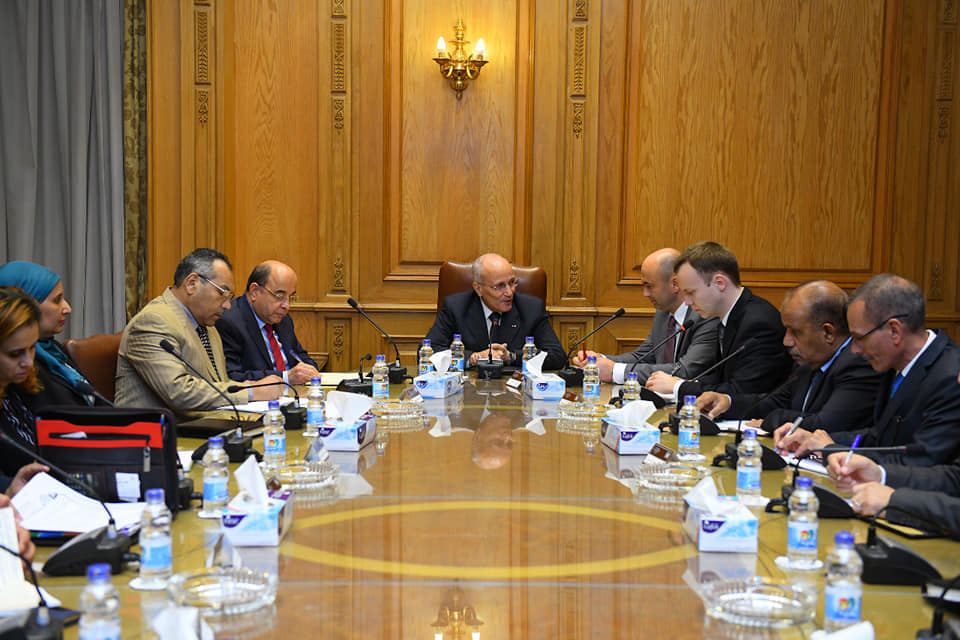 مصر: الإنتاج الحربى تبحث مع شركة منسك البيلاروسية توطين صناعة المحركات