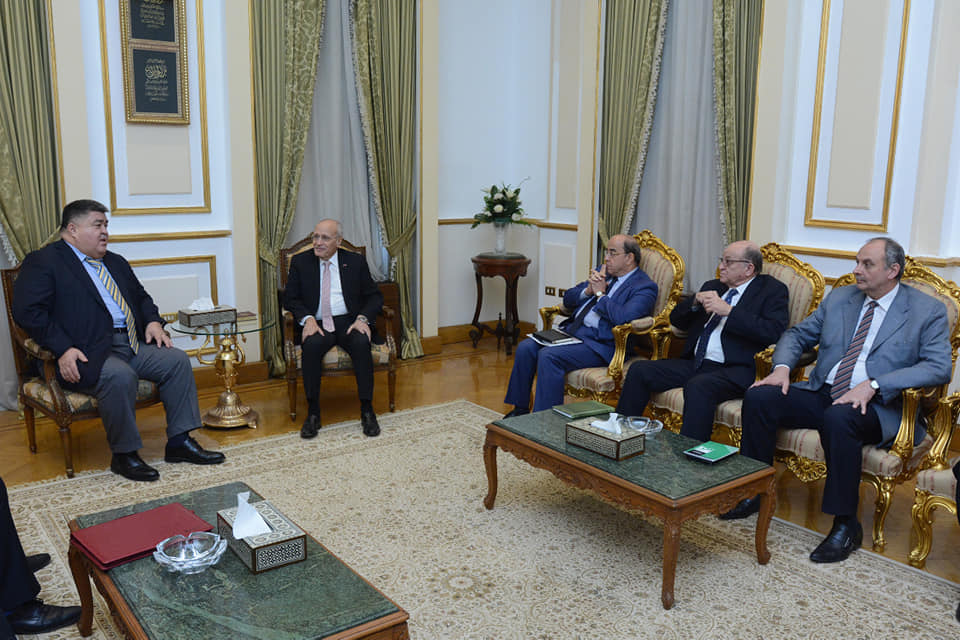 مصر: الإنتاج الحربي يناقش مع (ترانسماش) الروسية خطوات تنفيذ مصنع لتصنيع عربات السكك الحديدية