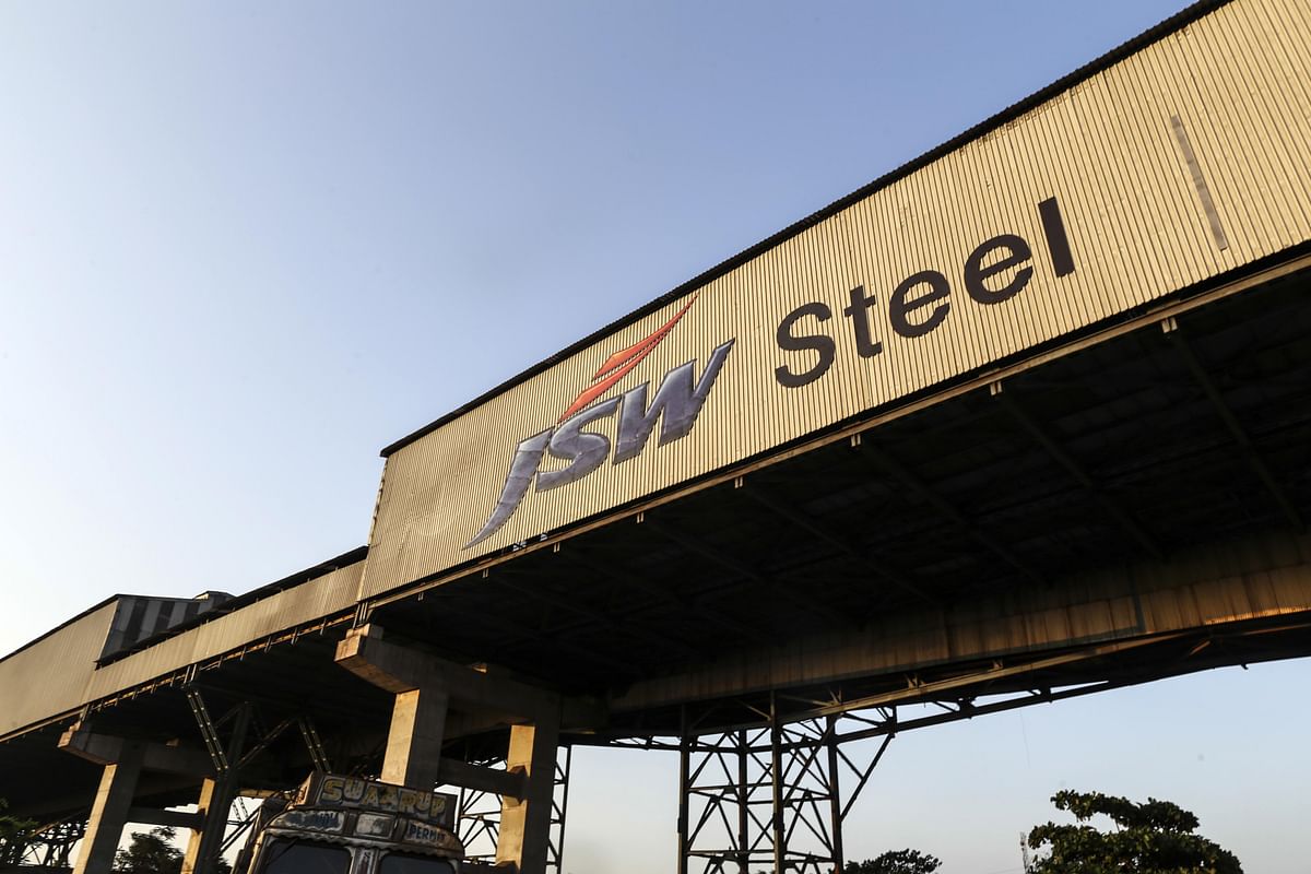 تحول مسار شركة "JSW Steel" الهندية إيجابياً