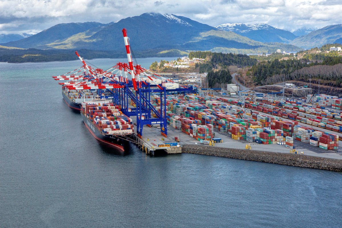 الإمارات: موانئ دبي العالمية توقع اتفاقية لتطوير الطريق البحري الروسي الشمالي 