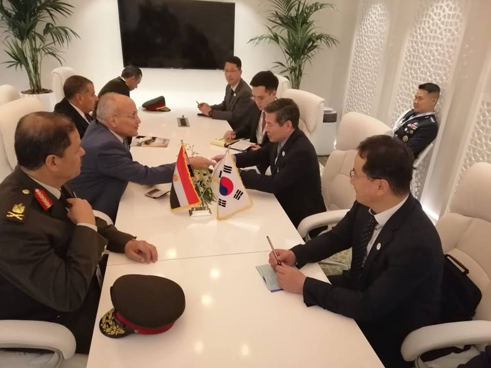 مصر: العصار يشارك في افتتاح آيديكس2019 بأبوظبي ويلتقي وزيردفاع كوريا الجنوبية