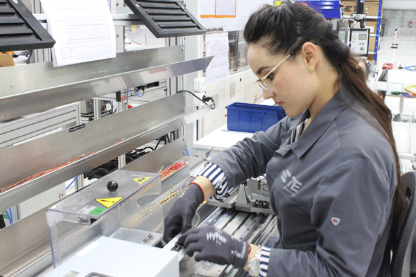 المغرب: (غلفانوبلاست) الفرنسية تفتتح مصنع جديد لتصنيع هياكل السيارات في طنجة بالمغرب