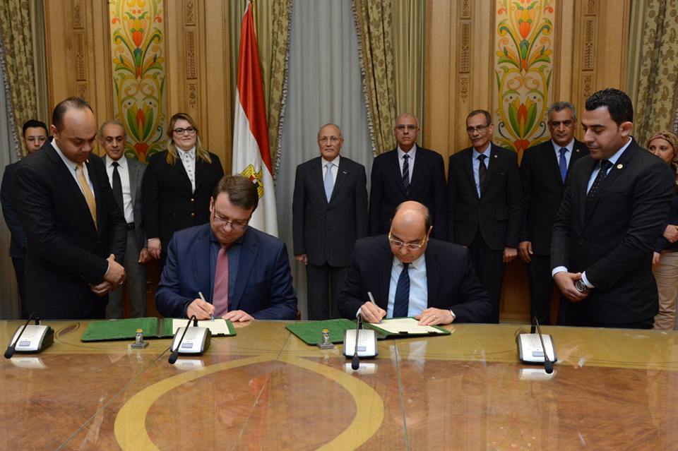 مصر: توقيع مذكرة تفاهم مع شركة بولندية لإنشاء مصنع للكبائن المتنقلة