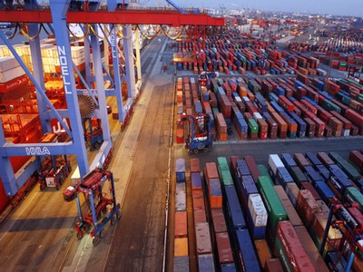 الإمارات l الإمارات أكبر مستثمر في المغرب من الشرق الأوسط 