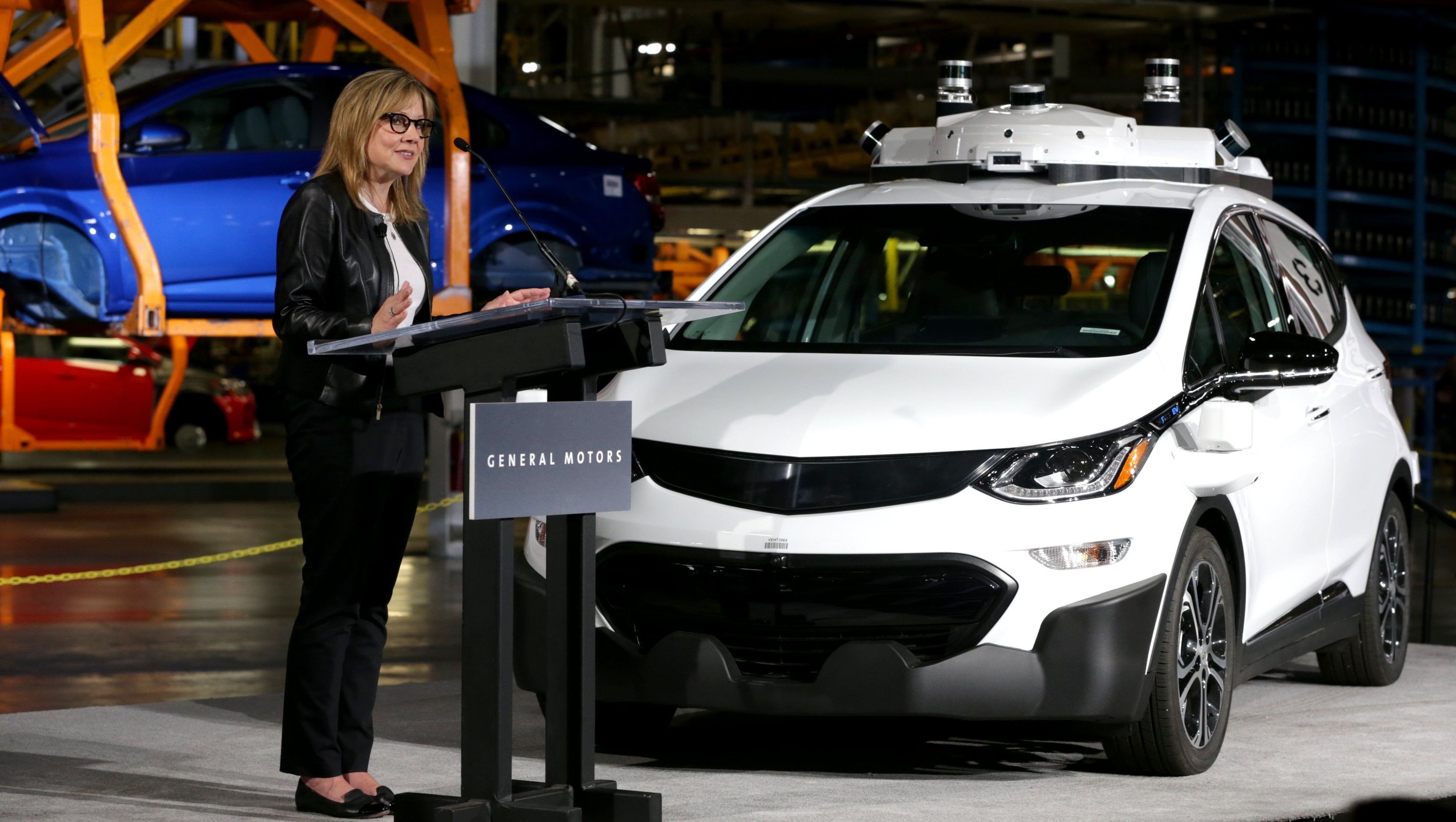 عالمية: (جنرال موتورز) تعتزم استثمار 300 مليون دولار لإنتاج سيارة كهربائية جديدة بالولايات المتحدة