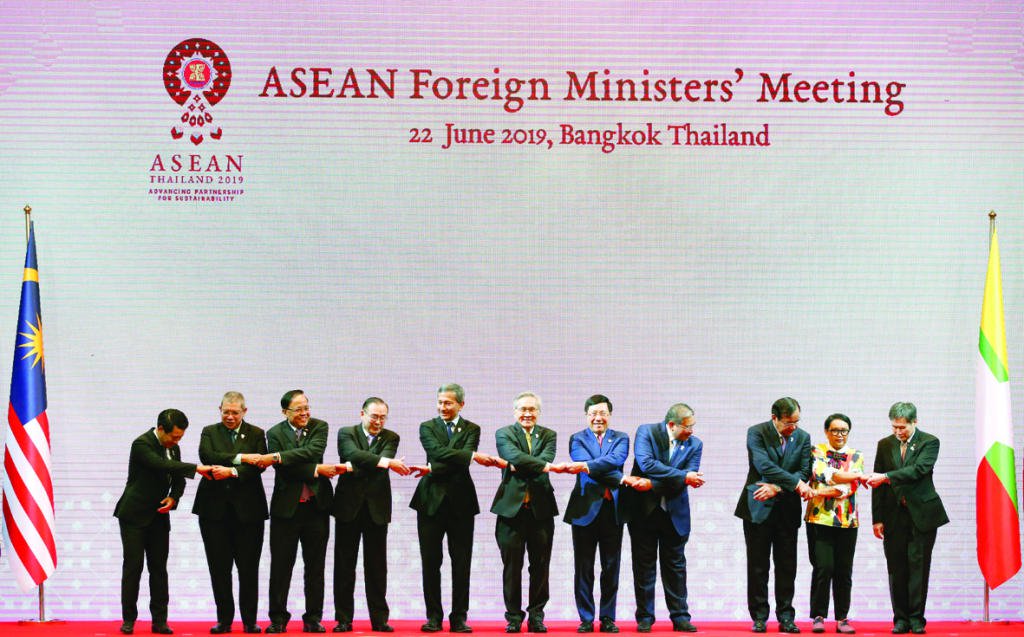 عالمية: قادة آسيان ينددون بالحمائية ويؤكدون تأييدهم لمشروع (الشراكة الاقتصادية الإقليمية الشاملة)