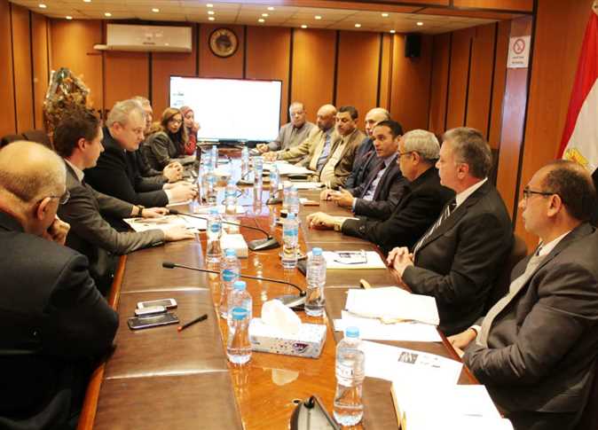 مصر: القابضة المعدنية تبحث سبل التعاون مع شركة بيلاروسية تعمل فى بناءوتطوير معدات تصنيع الحديدوالصلب