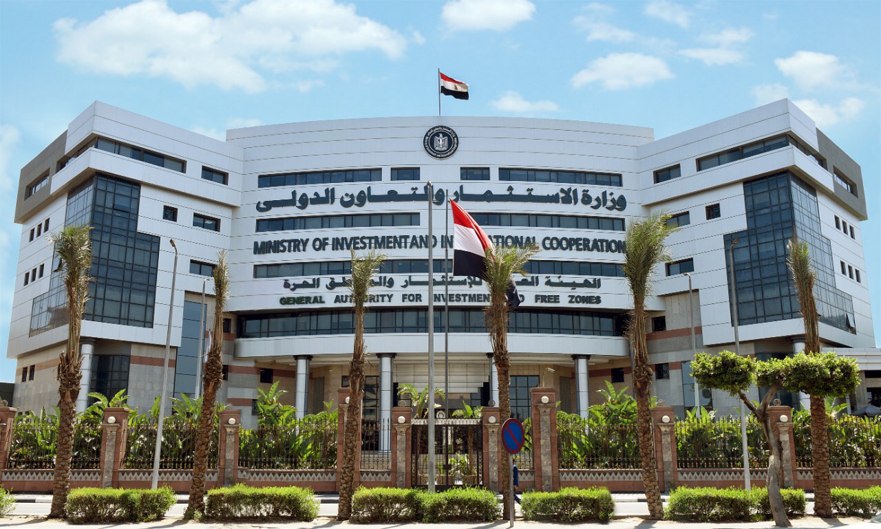 مصر: وزارة الاستثمار تعلن طرح 107 وحدة صناعية بالمنطقة الاستثمارية بميت غمر