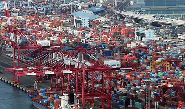 عالميـة: 6.9 %انخفضت بصادرات اليابان خلال سبتمبر بفعل السيارات والإلكترونيات وصادرات الصلب