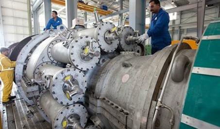 «الصناعة» تتعاقد مع «ويلسبن» للحديد لإنشاء معمل للأنابيب في البصرة 