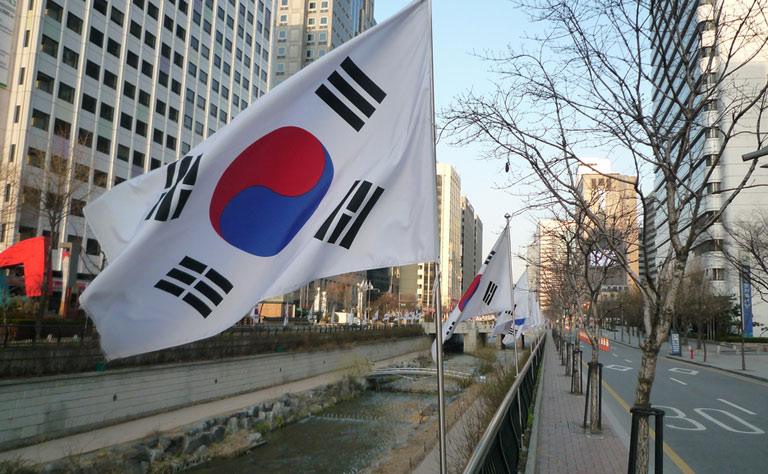 عالميـة: كوريا: الركود الحالي في قطاعات الشحن والصلب والبتروكيماويات لن يتوقف في المستقبل القريب