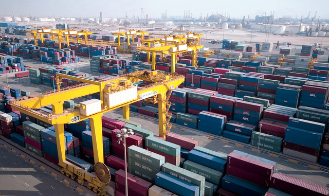 الإمارات: 230 % نمو التجارة بين الإمارات وصربيا في 2013 بقطاع هياكل الحديد والصلب