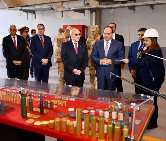 مصر: العصار: هيئة الإنتاج الحربي تضم 17 مصنعا لإنتاج الدبابات والعربات المدرعة والأسلحة والذخائر