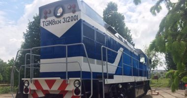 مصر : شركة روسية تورد لمصنع الحديد والصلب فى حلوان 15 قاطرة هيدروليكية