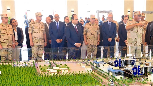 مصر: السيسي يفتتح التوسعات الجديدة لشركة (السويس للصلب) 
