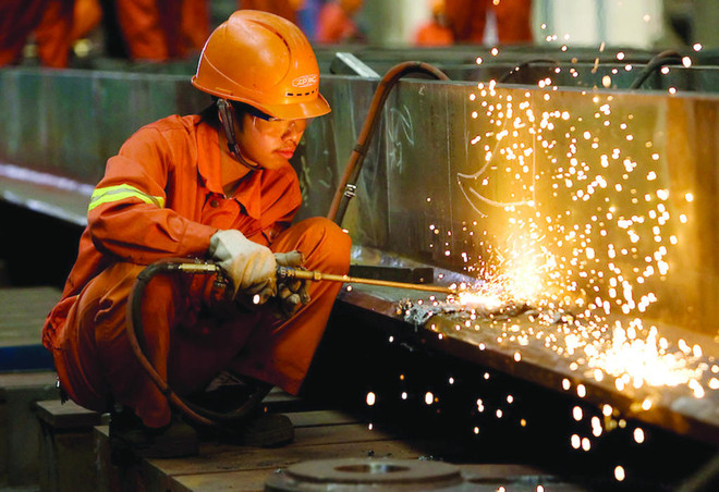 عالمية : نشاط المصانع الصينية ينتعش في مايو بدعم من قطاعي الصلب والبناء