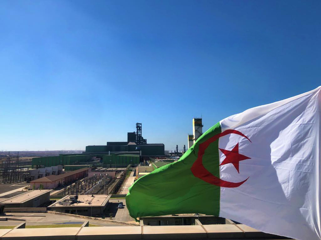 توسيالي الجزائرية تصدر أول شحنة للبليت إلى تركيا