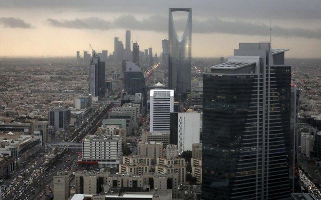 اقتصاد: القطاع الخاص غير النفطى بالسعودية عاود النمو لأول مرة منذ فبراير