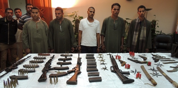 مصر: القبض على تشكيل عصابي لسرقة أرض الحديد والصلب بالإسكندرية