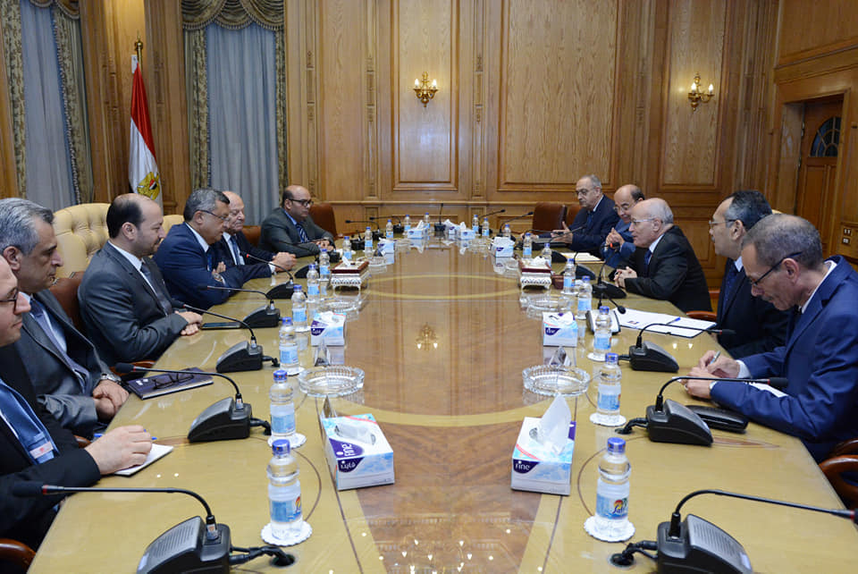 مصر: (الانتاج الحربى) تبحث توطين تكنولوجيا الطاقة الشمسية المركزة