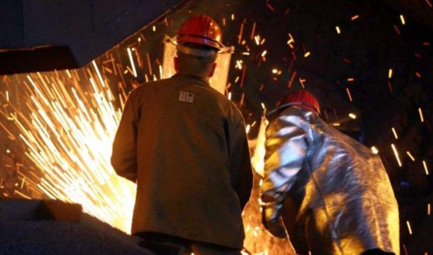 عالمية: (آرسيلور) تكشف عن خطة تطويرها لشركة (إنفيتاليا) الإيطالية لرفع الطاقة لـ(8 ملايين) في 2025