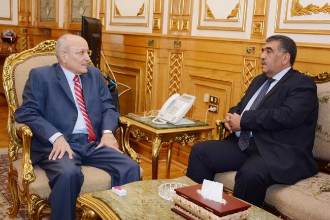 مصر: دراسة بين الإنتاج الحربي وقطاع الأعمال للتعاون لإنقاذ شركتي الحديد والصلب وأبو زعبل