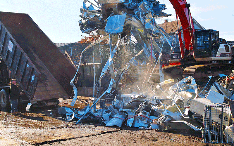 عالمية: الصين تبدأ بالسماح باستيراد (خردة الحديد)..  أول يناير