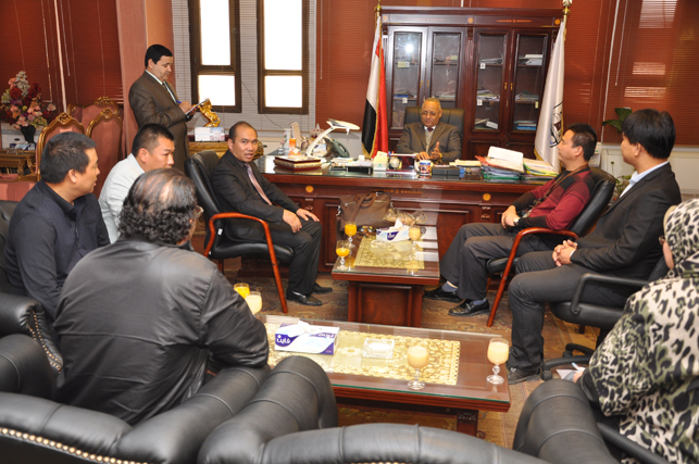 مصر: وفد لدراسة إنشاء مصنع حديد صيني لإنتاج جميع تشكيلات الحديد ببني سويف بتكلفة 30 مليون دولار