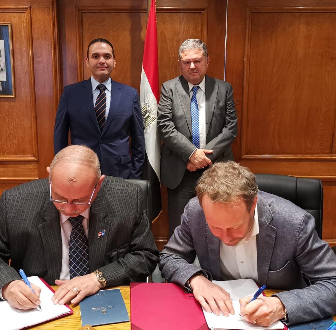 مصر: توقيع عقد إنشاء مسبك صلب وزهر لـ(الدلتا للصلب) بطاقة 10 آلاف طن سنوياً