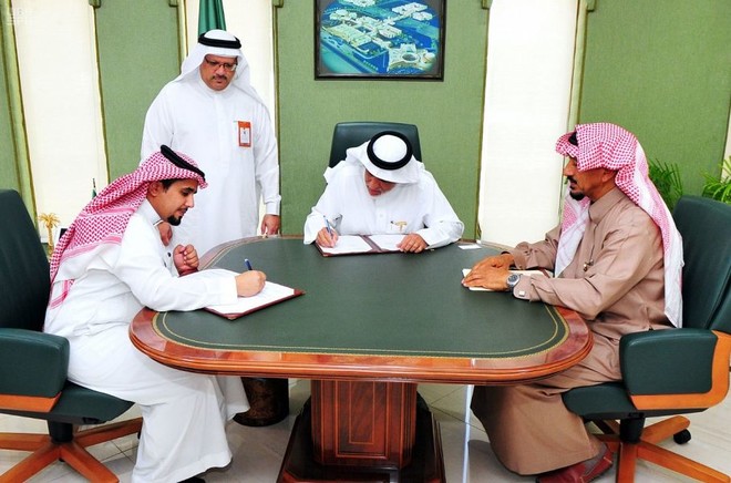 السعودية: توقيع عقد البنية الأساسية للمنطقة السكنية والصناعات الخفيفة بينبع الصناعية‬
