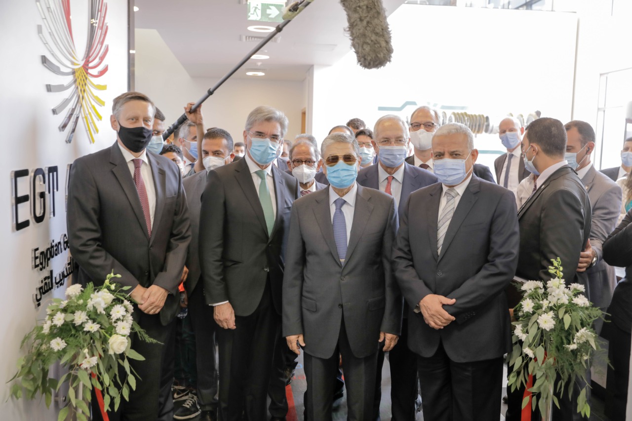 طاقة: افتتاح مراكز (سيمنس) الألمانية بالمنطقة الاقتصادية بالسخنة