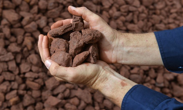 إنخفاض حاد في أسعار خام الحديد البرازيلي