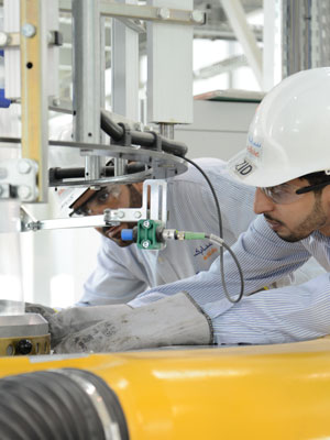 السعودية:سابك: نمتلك مختبرات لمعاينة خام الحديد والخردةوالسبائك للتأكد من مطابقتهاللمواصفات الدولية