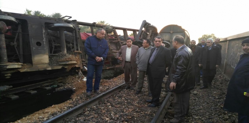 مصر: انقلاب 9عربات قطار بضائع قادم من الواحات متجه لـمصانع الحديد والصلب بحلوان..بدون إصابات