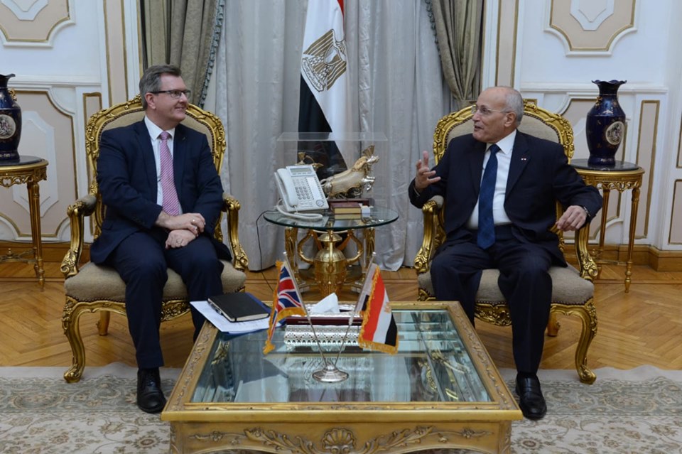 مصر: الإنتاج الحربي يبحث التصنيع المشترك لخطوط إنتاج منشآت تدوير المخلفات مع بريطانيا