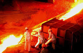 عالميـة: الصين تقر بعدم تقلص الطاقة الإنتاجية الفائضة في قطاع الصلب حتى الآن