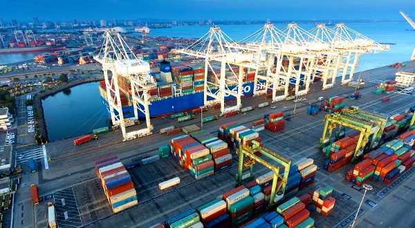 عالمية: الصين تخفض ضريبة القيمة المضافة للواردات بمقدار 33.5 مليار دولار أمريكي