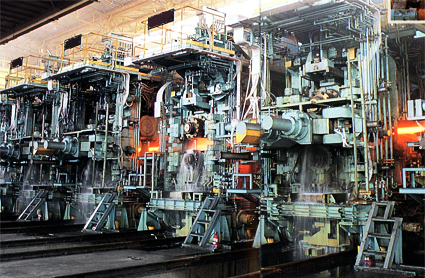 البحرين : "يونيفرسال" تستثمر 20 مليون دولار بإعادة تشغيل مصنع الحديد