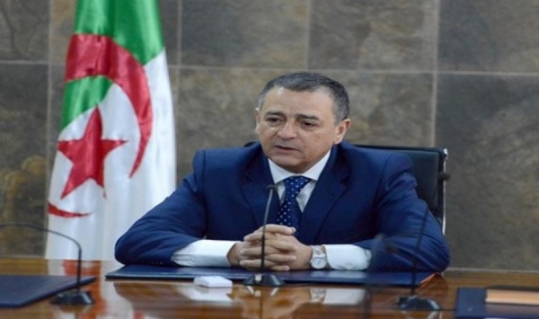 الجزائر - بوشوارب: تنصيب فريق عمل لتسيير مركب الحديد و الصلب ببلارة  