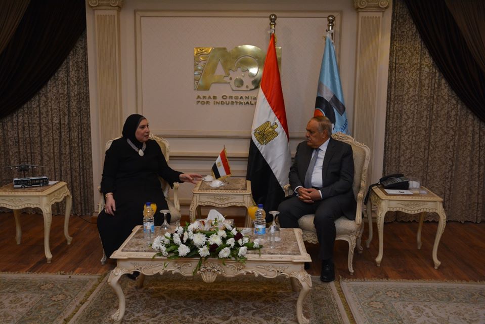 مصر: الصناعة تبحث مع (العربية للتصنيع) خطة الدولة لتعميق التصنيع المحلي