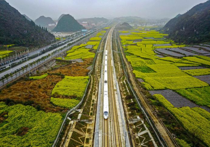 عالمية: الصين.. وافقنا على مشروعات استثمارية بـ194 مليار دولارخلال 2019 أغلبها بالنقل والطاقة