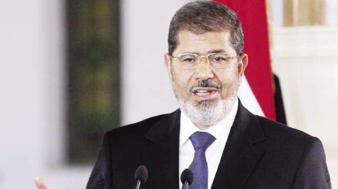 أخبار - مصر: "مرسي" لعمال "الحديد والصلب"جئت لأكمل ما بدأه "عبد الناصر"ووداعا لبيع القطاع العام 