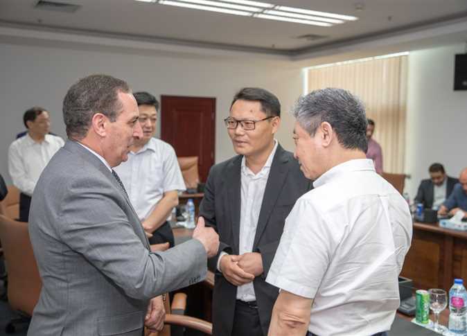 مصر: زيارة وفد من شركة خبي للصلب الصينية للمنطقة الاقتصادية بالقناة لبحث إنشاء (مصنع حديد)