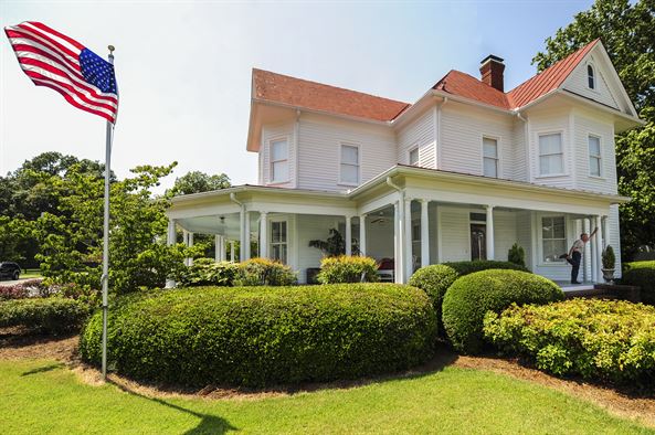 عالمية: مبيعات المنازل الجديدة في أمريكا تفوق التوقعات في يوليو