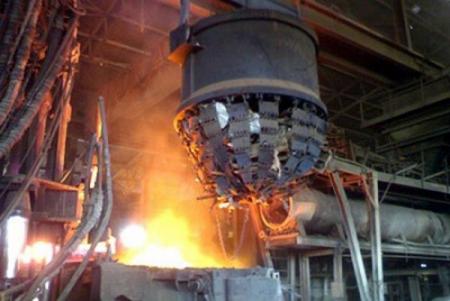 سوريا : الصناعة تبحث مع «أبولو» الهندية تنفيذ عقد التطوير لحديد حماة